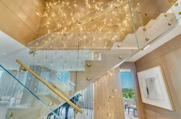 San Diego, CA 92103,2500 6th Ave #Penthouse 4