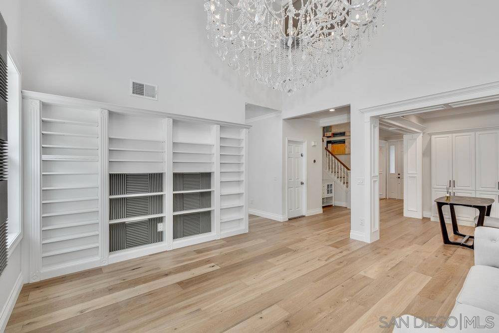 Carlsbad, CA 92009,7876 Via Adelfa Lot 375