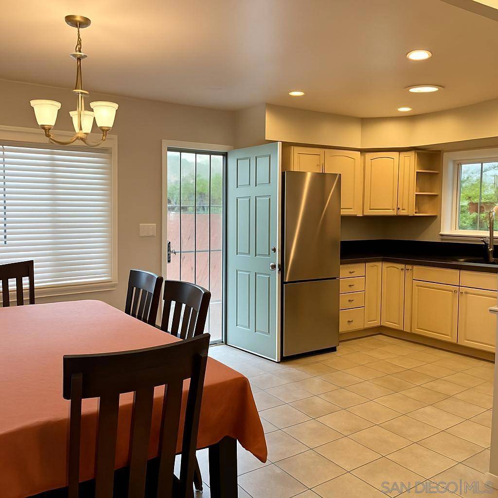 San Diego, CA 92105,1904 39Th St