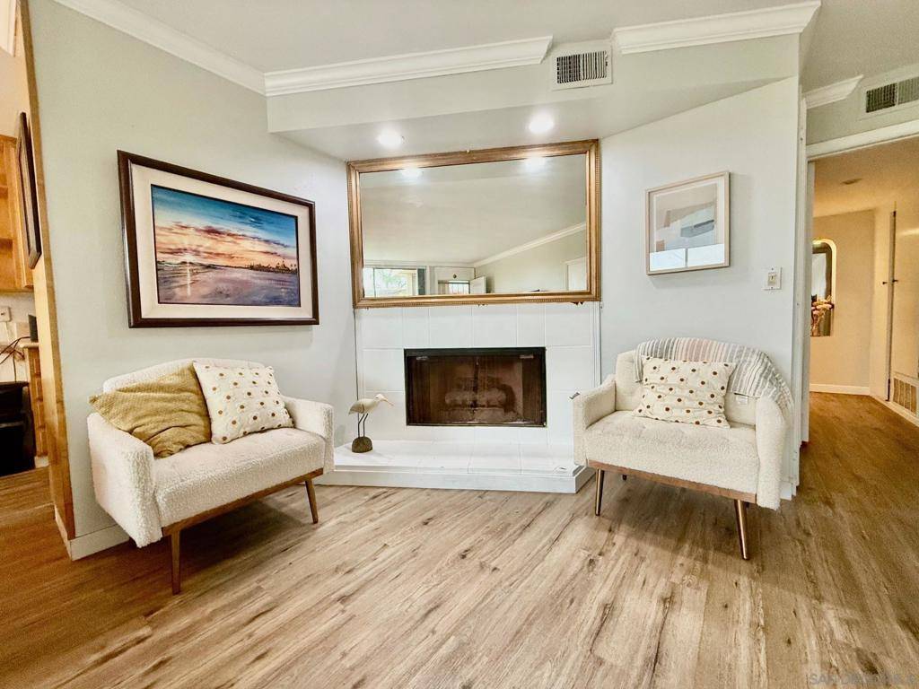 San Diego, CA 92110,3131 Groton Way #1