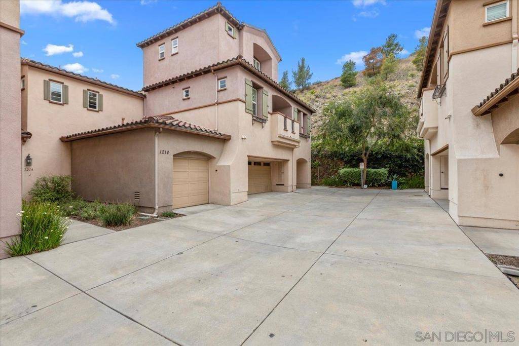 San Marcos, CA 92078,1210 Highbluff Ave