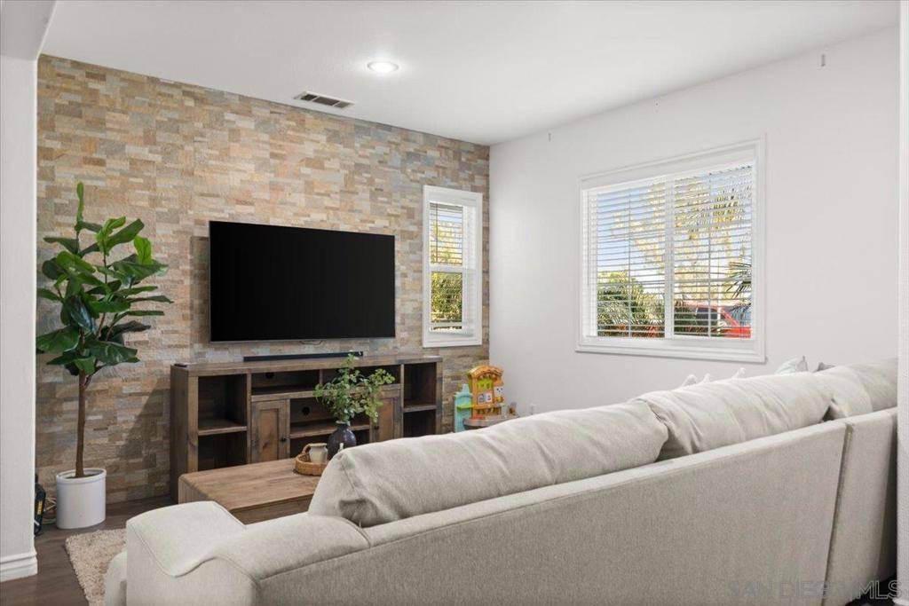1509 Fieldbrook St, Chula Vista, CA 91913