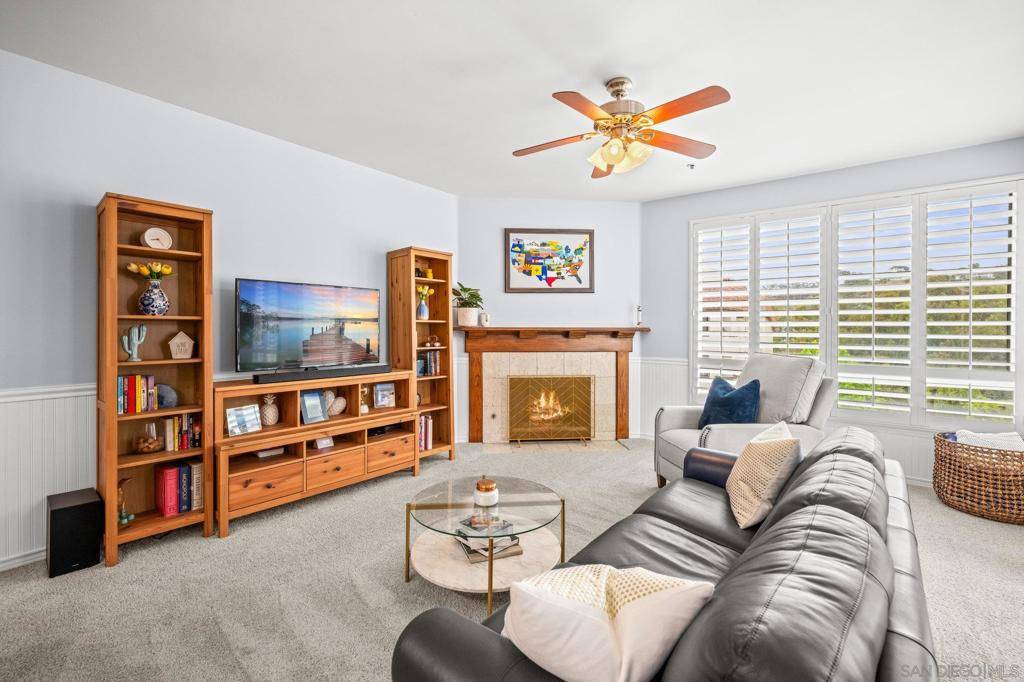 San Diego, CA 92110,5895 Friars Rd #5416