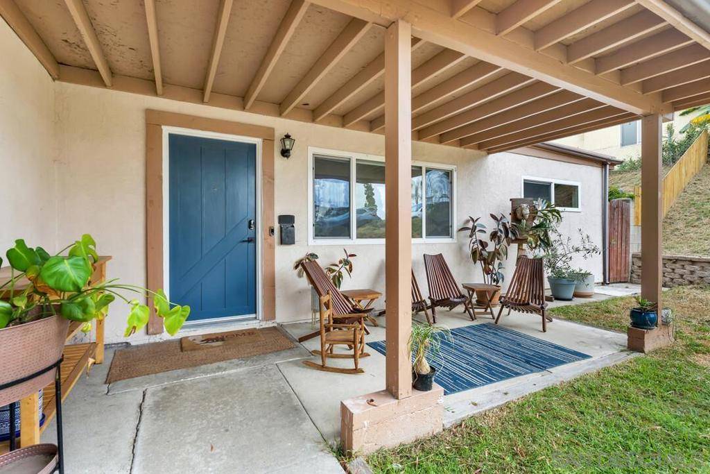 San Diego, CA 92114,8707 Potrero Street