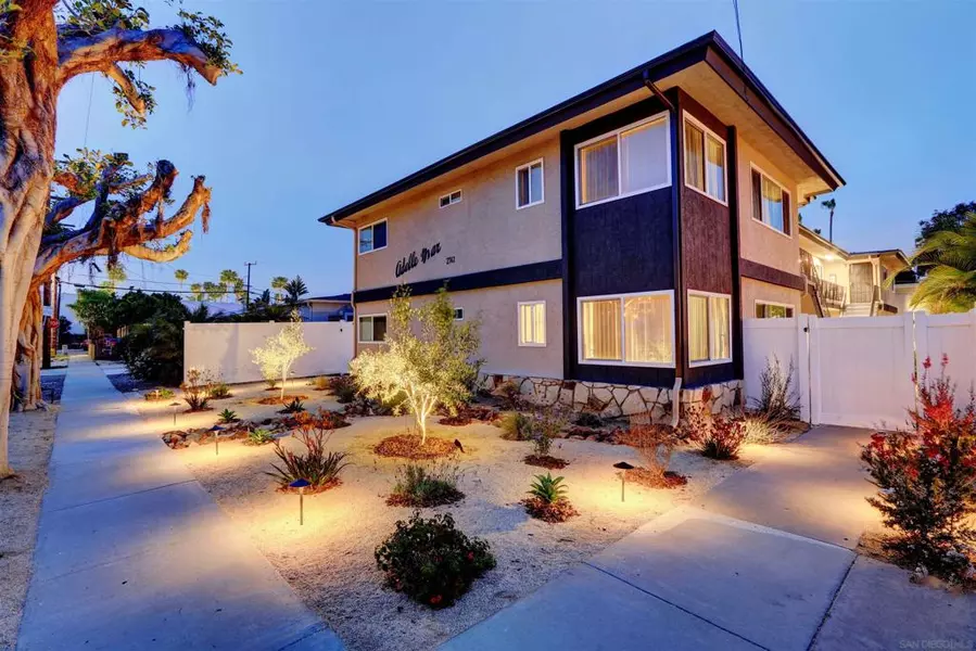2741 Hornblend Street, San Diego, CA 92109