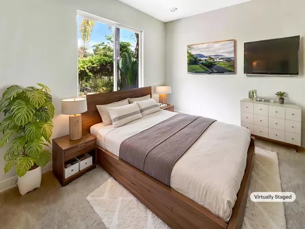 La Jolla, CA 92037,6125 Flagstone Row