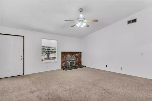 Hesperia, CA 92345,15209 Mauna Loa