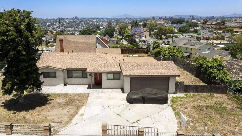 6904 Skyline, San Diego, CA 92114