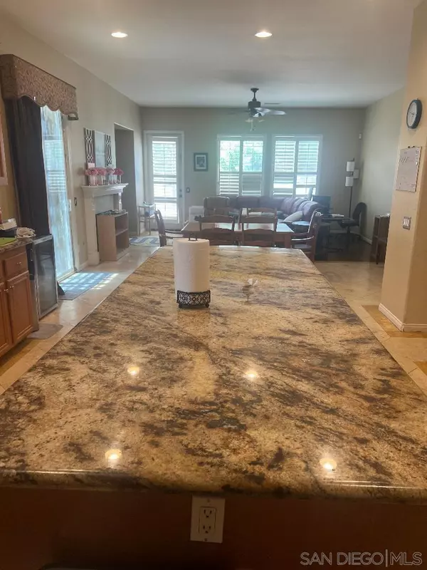 Chula Vista, CA 91915,1328 N PARADISE RIDGE WAY
