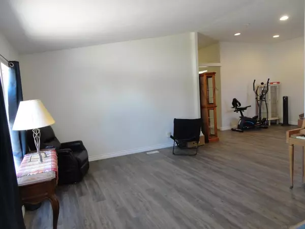 Apple Valley, CA 92307,22545 El Centro Rd