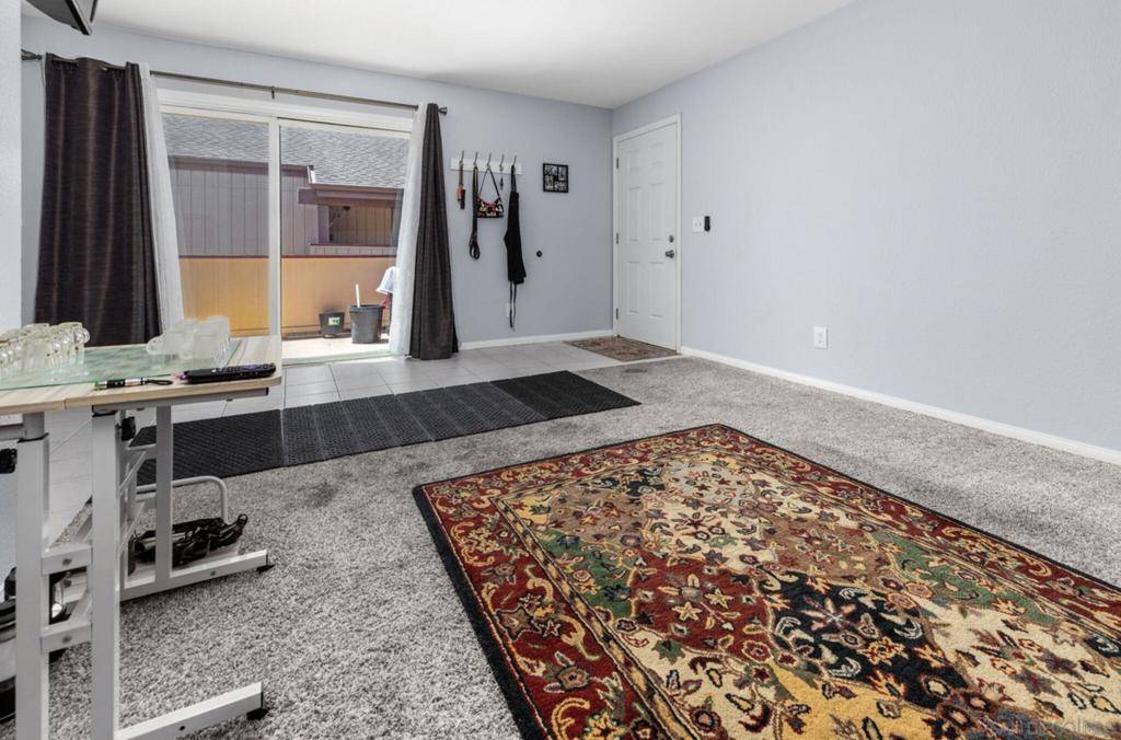 San Diego, CA 92115,6540 College Grove Dr #30