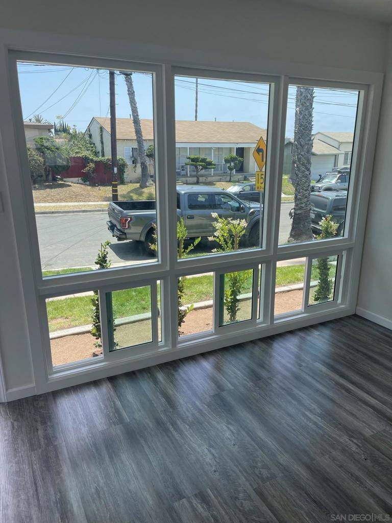 San Diego, CA 92117,4810 12 Jumano Ave