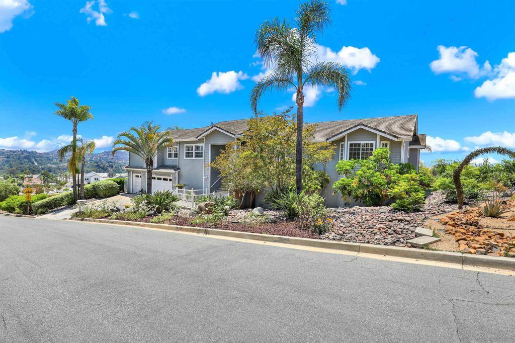 17342 Tam O Shanter Dr, Poway, CA 92064