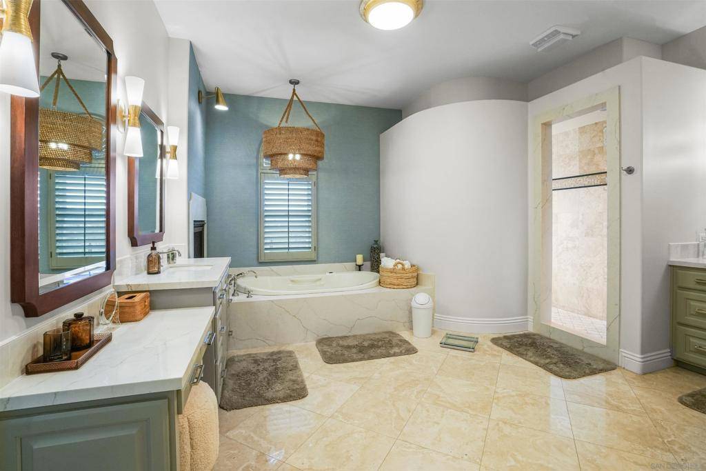 San Diego, CA 92131,10636 Birch Bluff Ave