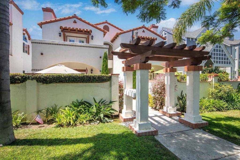 Coronado, CA 92118,246 C Avenue