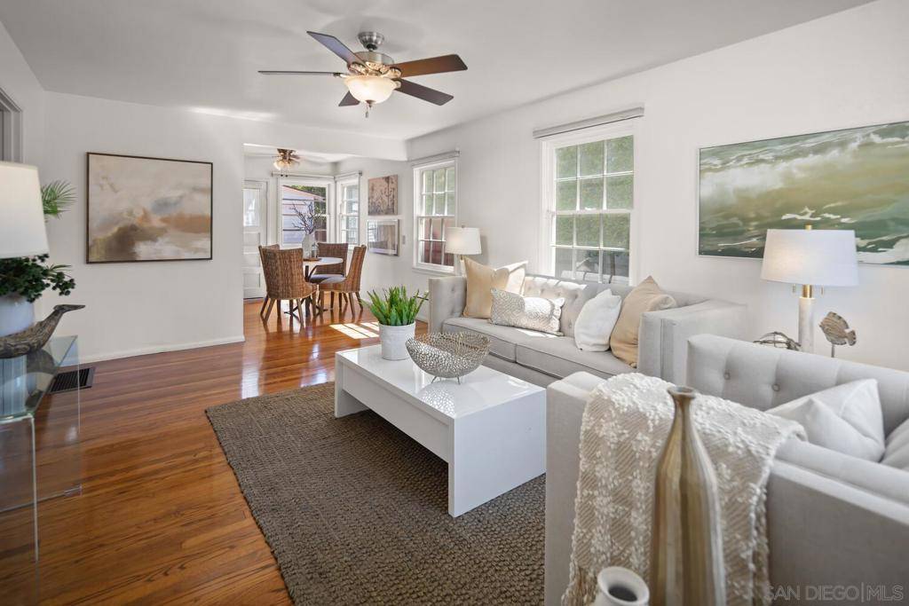 Coronado, CA 92118,241 243 F Avenue