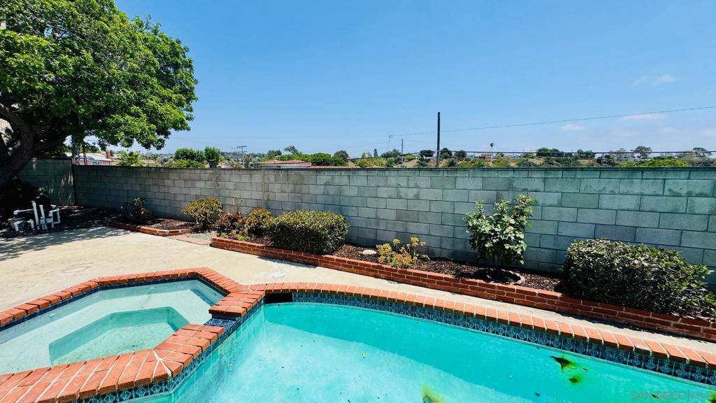 San Diego, CA 92105,3536 Day St
