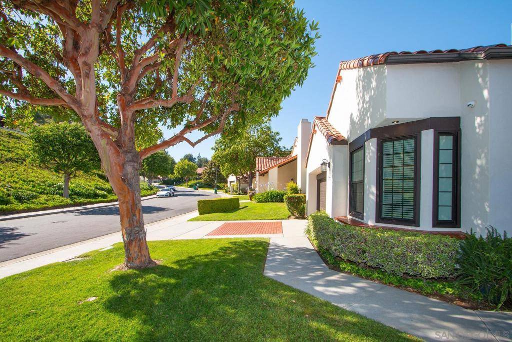San Diego, CA 92128,17735 Devereux Rd