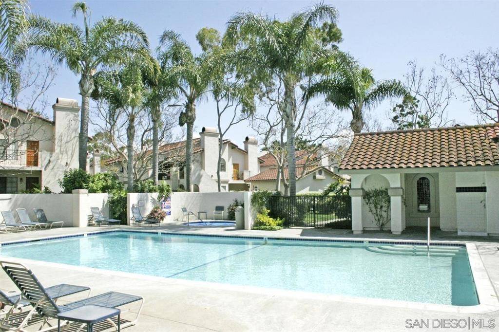 San Diego, CA 92122,7628 Palmilla Dr #85