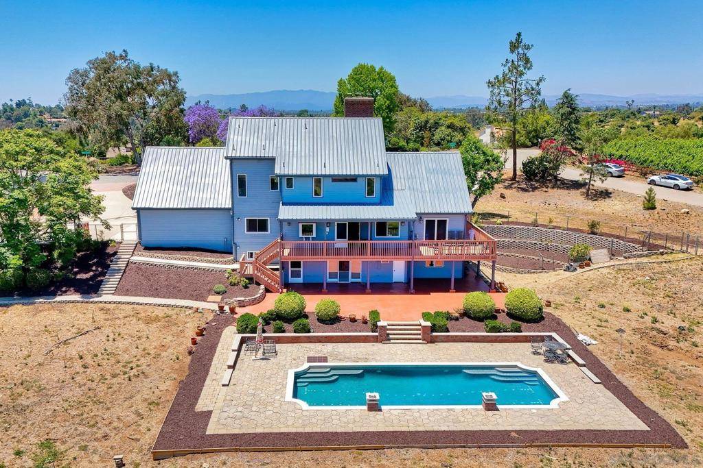 Fallbrook, CA 92028,2511 Via Rancheros