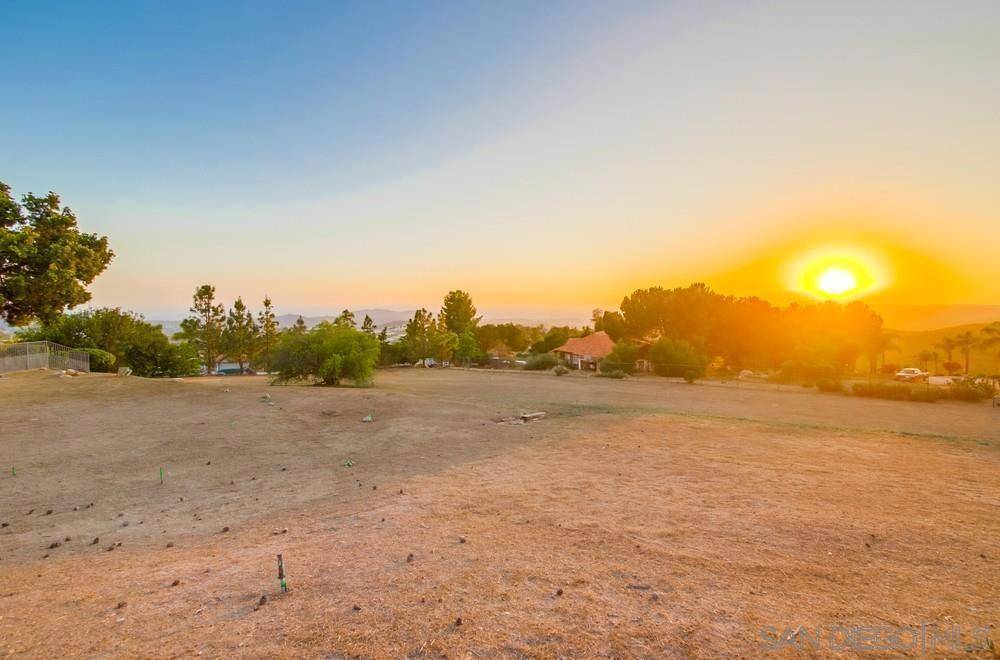 El Cajon, CA 92021,14442 Ranch Trail Drive