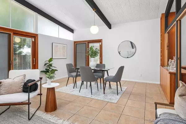 La Jolla, CA 92037,8402 Sugarman Dr