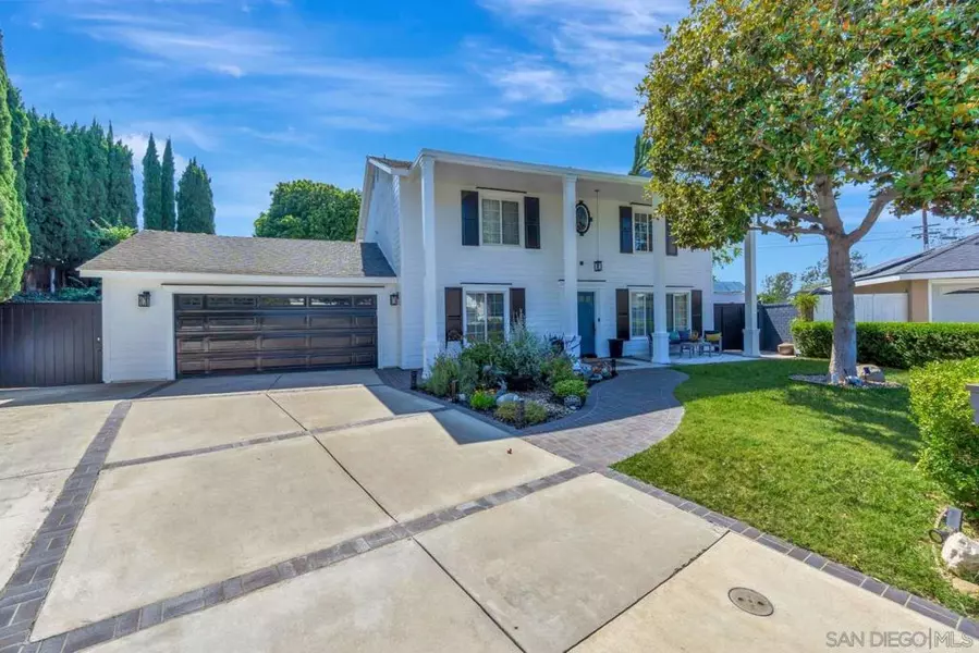 1572 Indus St, Newport Beach, CA 92660