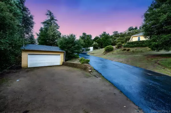 7570 Corte Madera Rd, Pine Valley, CA 91962
