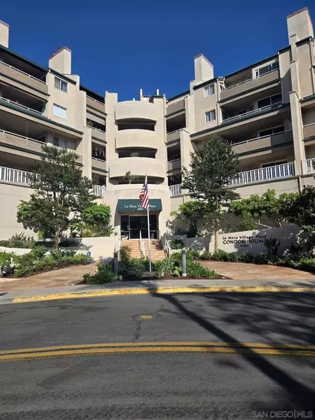 4701 Date #205, La Mesa, CA 91942