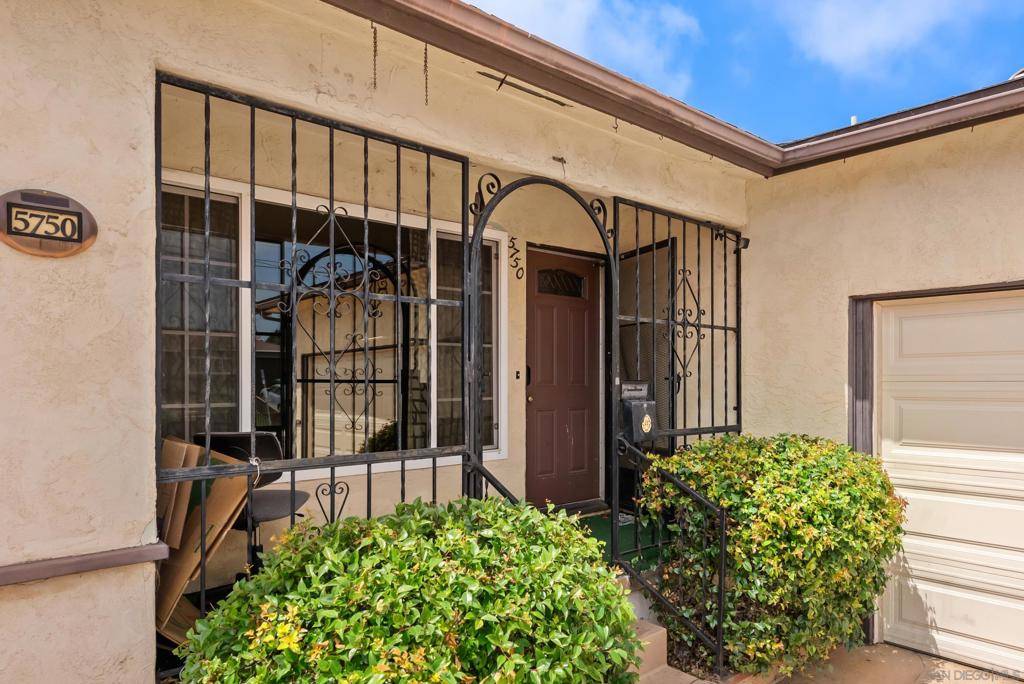 San Diego, CA 92139,5750 Roanoke St
