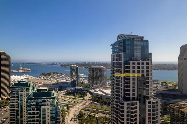 550 Front St #2702, San Diego, CA 92101