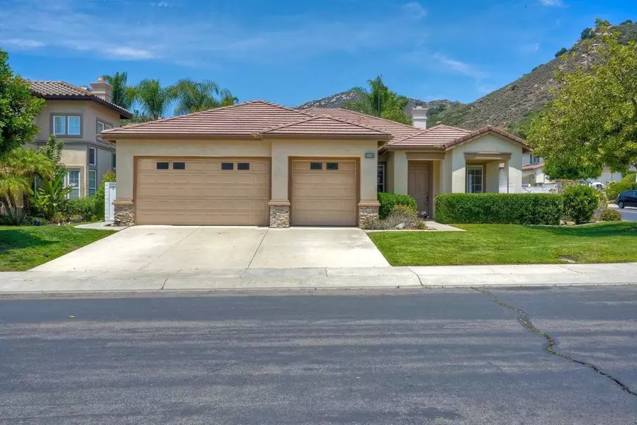 3136 Ferncreek Ln., Escondido, CA 92027