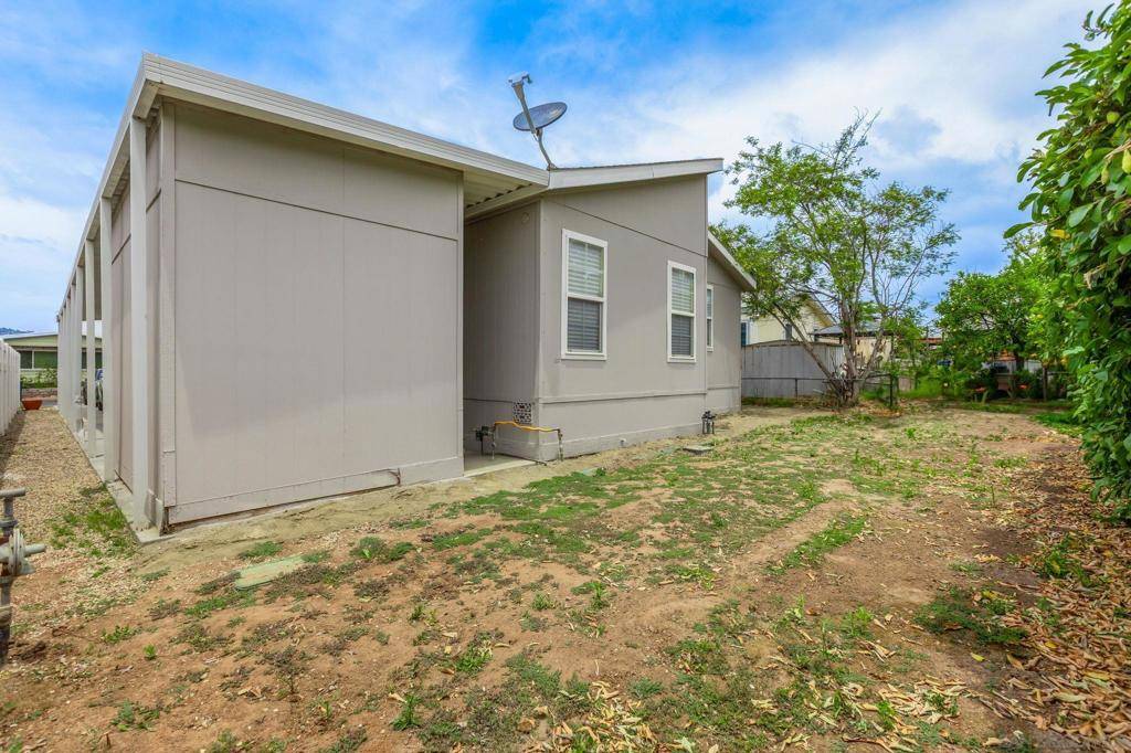 1301 S Hale Ave #4, Escondido, CA 92029