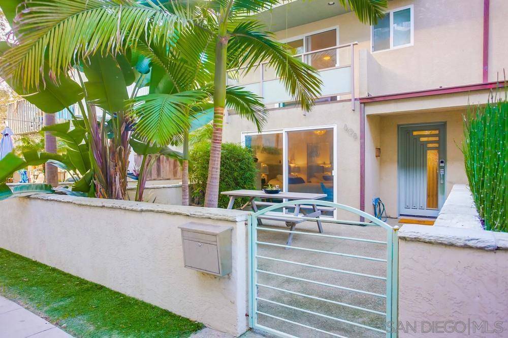 San Diego, CA 92109,808 Ensenada Ct
