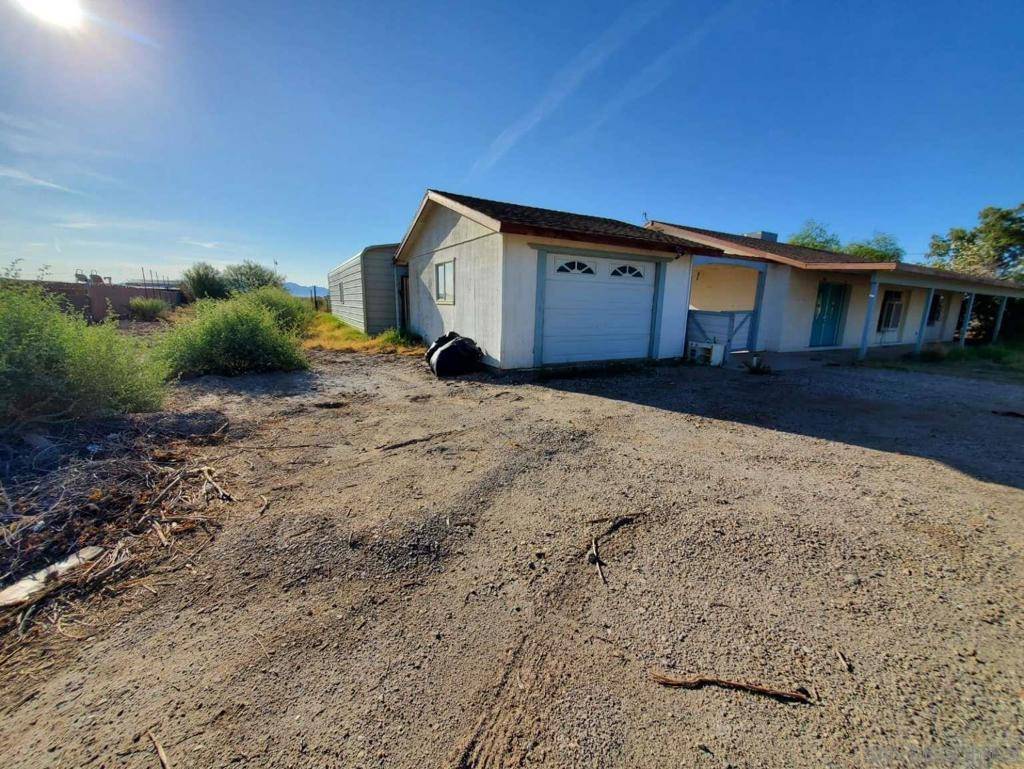 Blythe, CA 92225,452 S Cottonwood Ln
