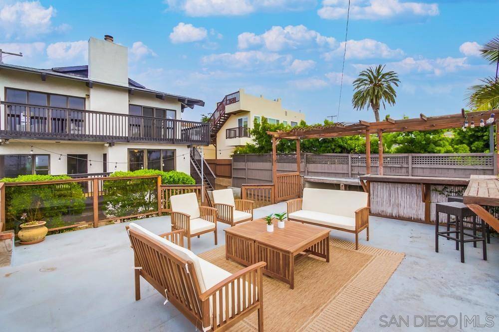 San Diego, CA 92107,2068 Guizot St