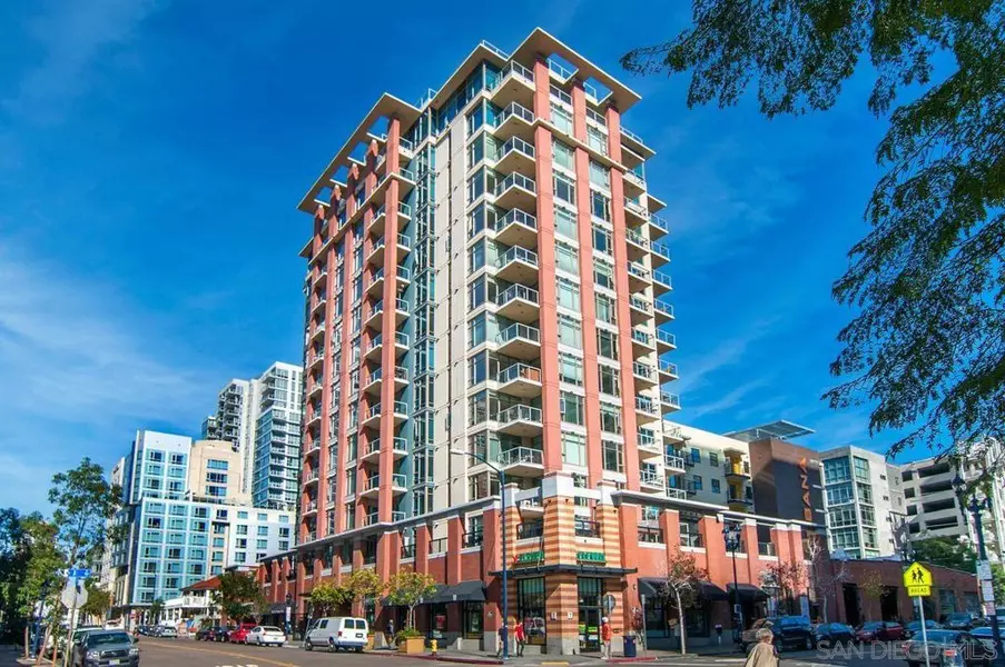 427 9th Ave #307, San Diego, CA 92101