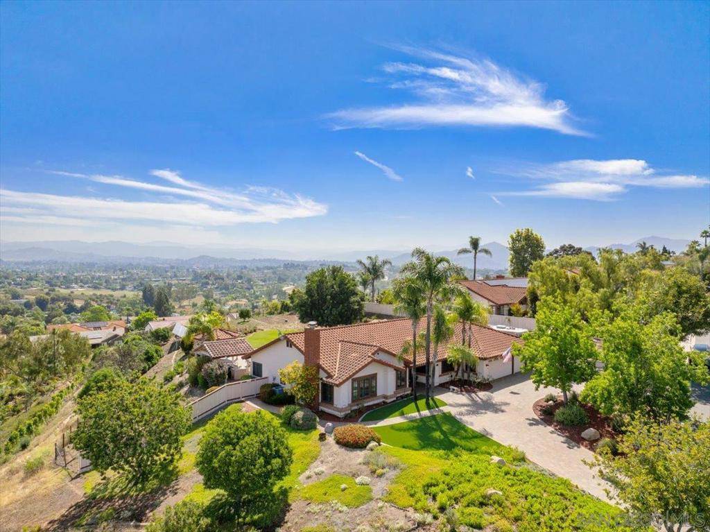 1373 Stoneridge Circle, Escondido, CA 92029