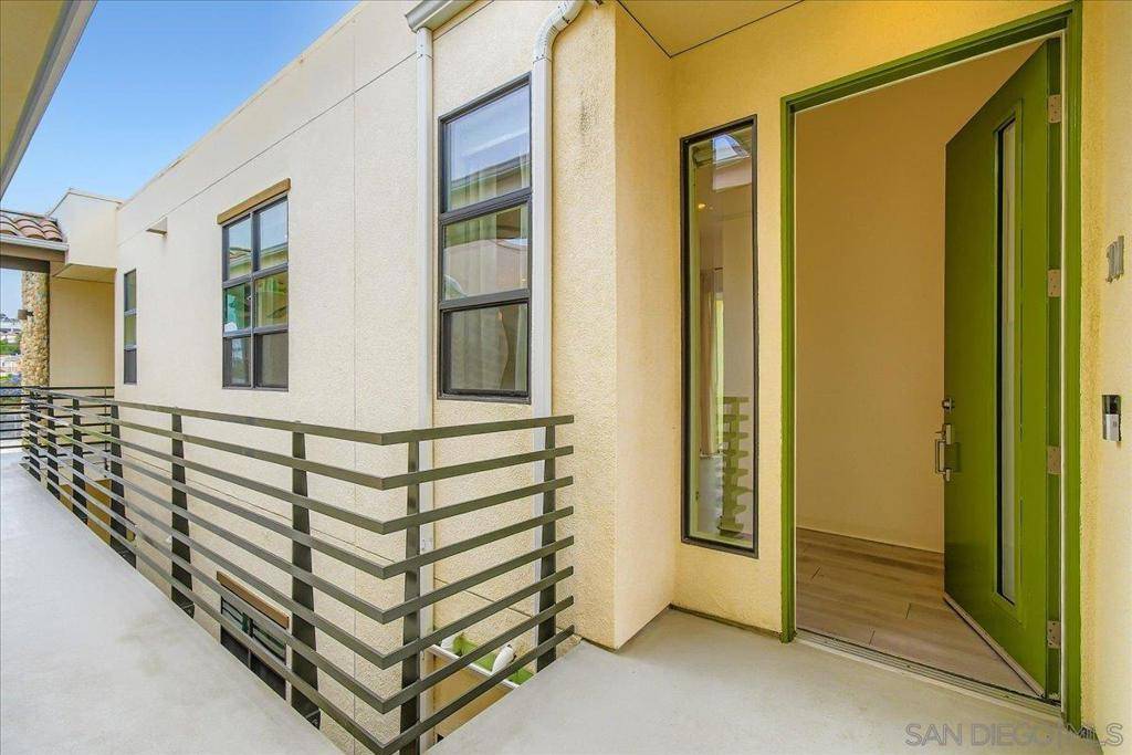 San Diego, CA 92106,3128 Canon St #301