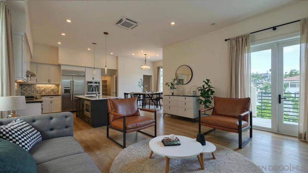 San Diego, CA 92106,3128 Canon St #301