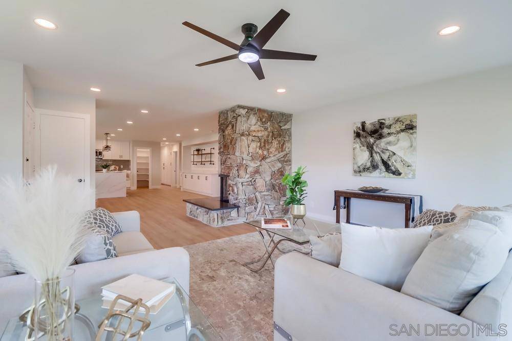 La Mesa, CA 91941,4443 4th St