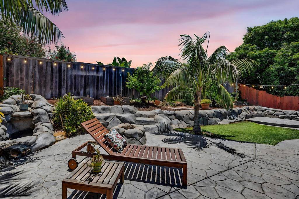 5327 Saxon St, San Diego, CA 92115