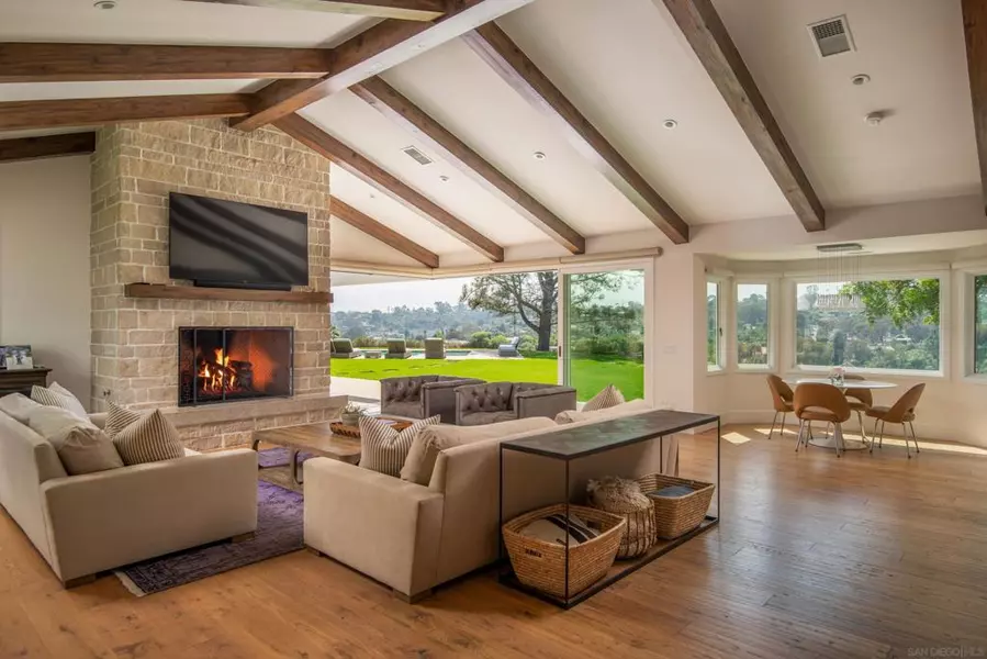 3035 Paseo Cielo, Rancho Santa Fe, CA 92067