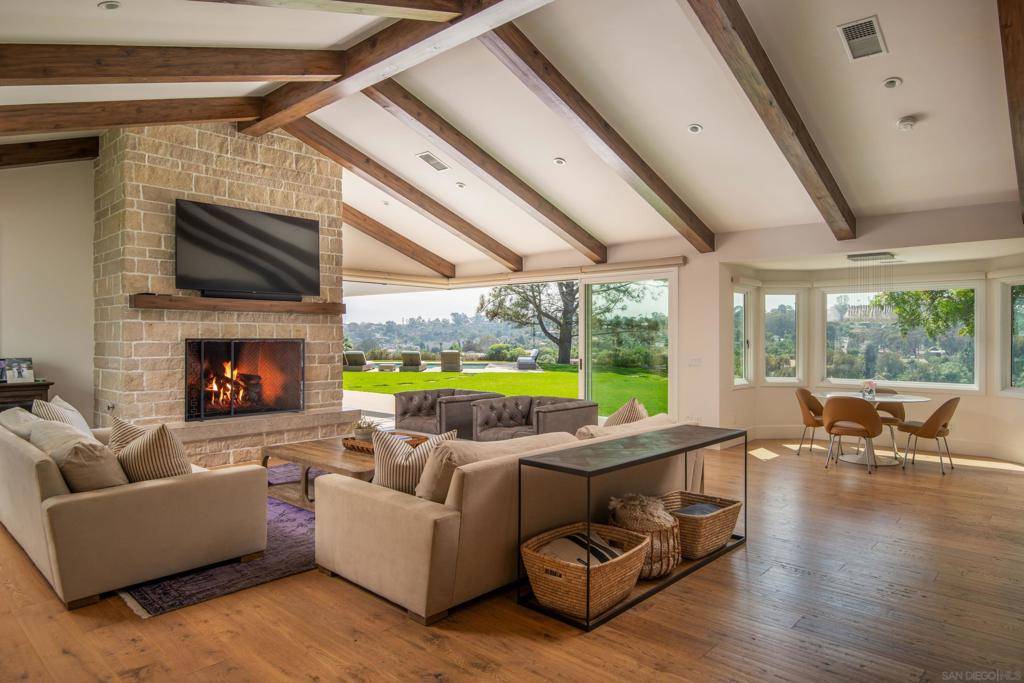 3035 Paseo Cielo, Rancho Santa Fe, CA 92067