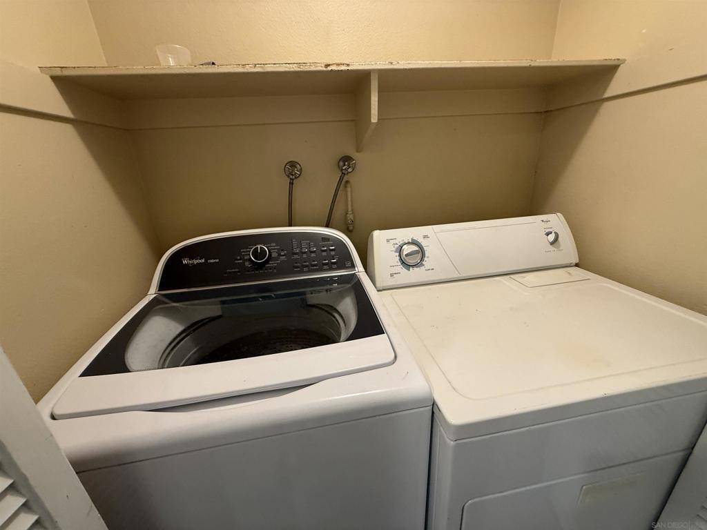 Escondido, CA 92025,1651 S Juniper St #201