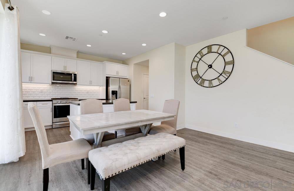 Oceanside, CA 92056,4314 Star Path Way #1