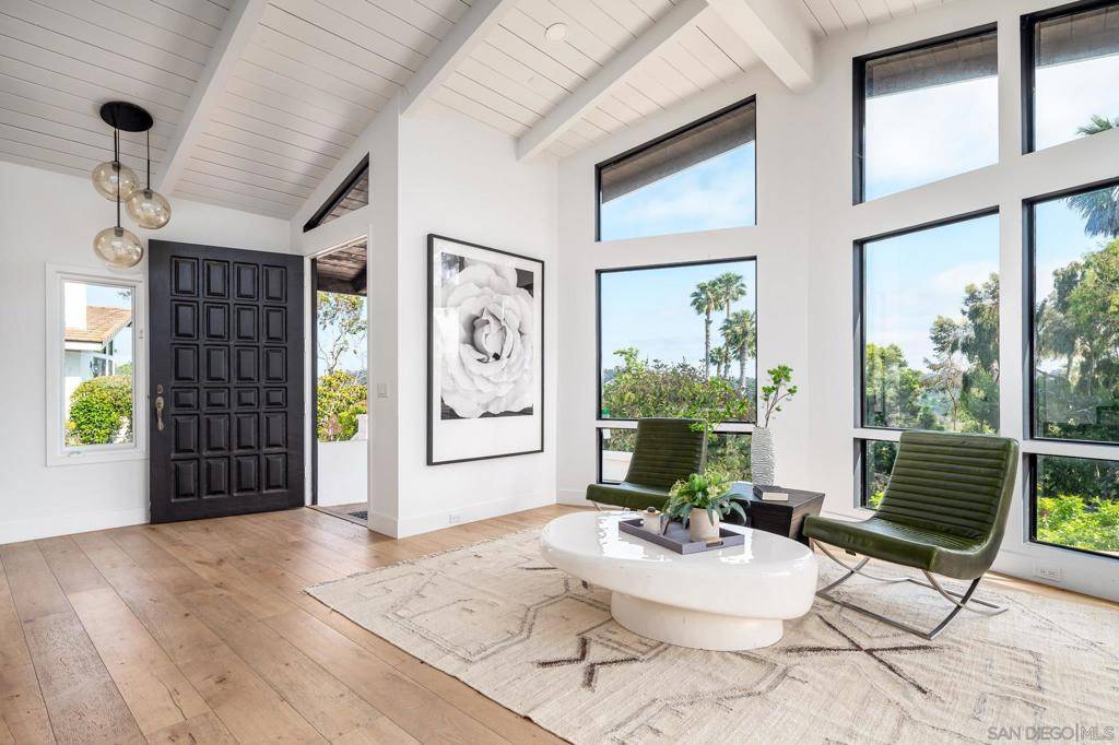 Rancho Santa Fe, CA 92067,16610 Los Morros