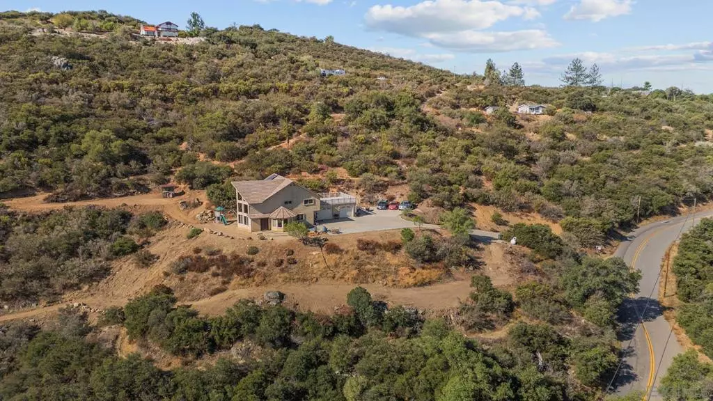 Descanso, CA 91916,10194 Oak Grove Dr