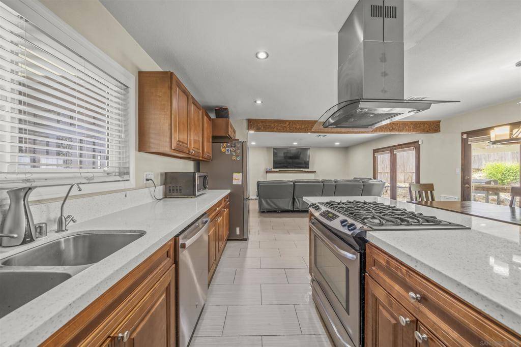 1434 San Altos Pl, Lemon Grove, CA 91945
