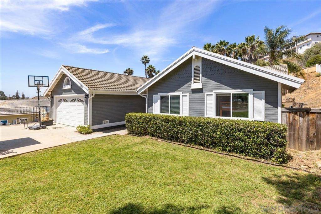 Escondido, CA 92027,1561 Conway Drive